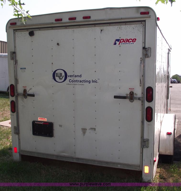 image for item A4020 2005 Pace 16' enclosed trailer