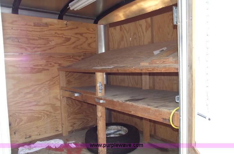 image for item A4021 2000 Avenger 16' enclosed trailer