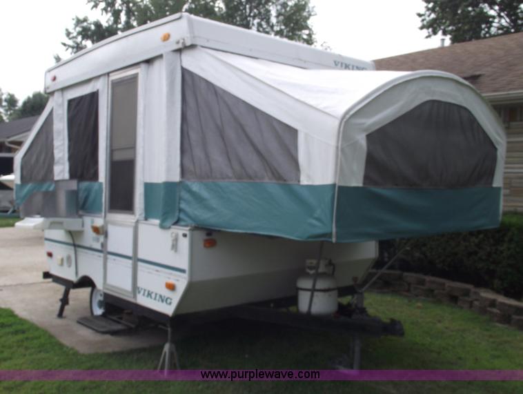 image for item A4062 1996 Viking 1706 pop-up camper