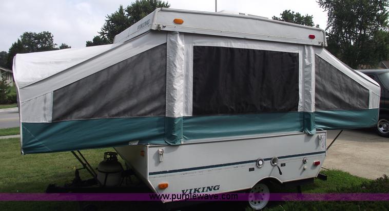 image for item A4062 1996 Viking 1706 pop-up camper