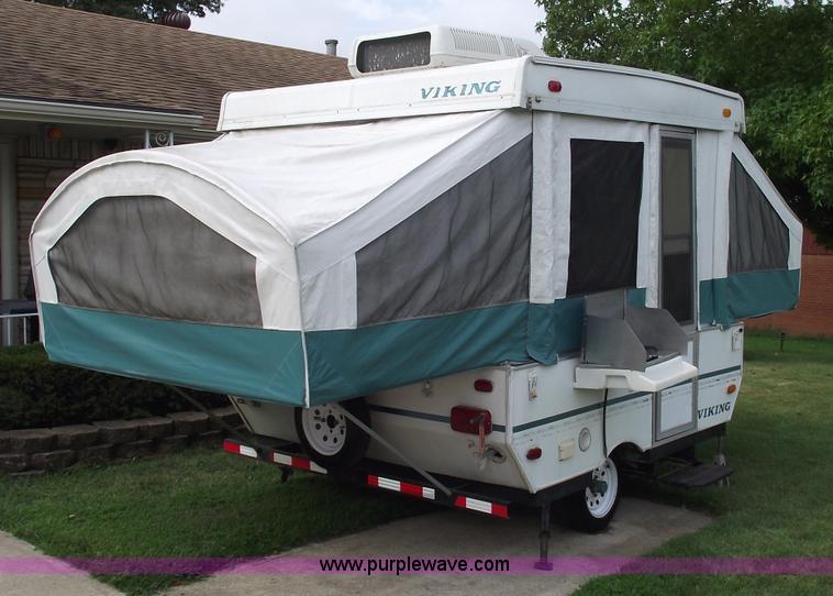 image for item A4062 1996 Viking 1706 pop-up camper