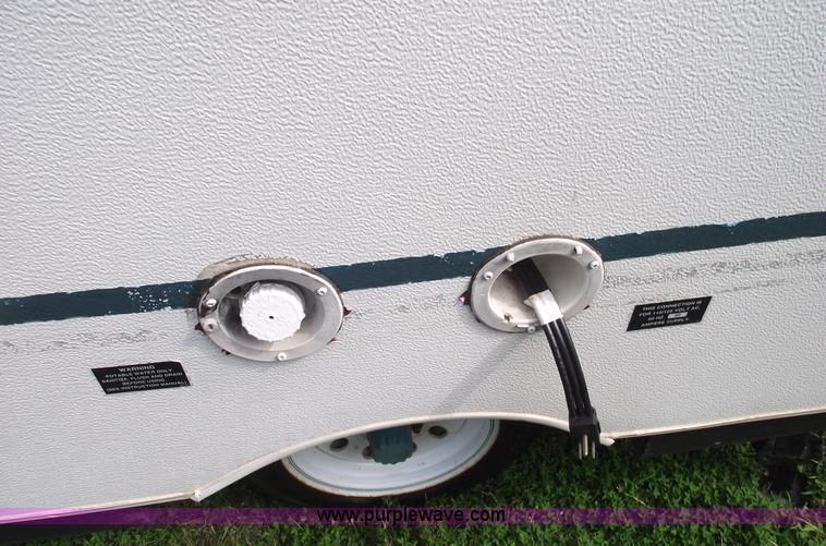 image for item A4062 1996 Viking 1706 pop-up camper