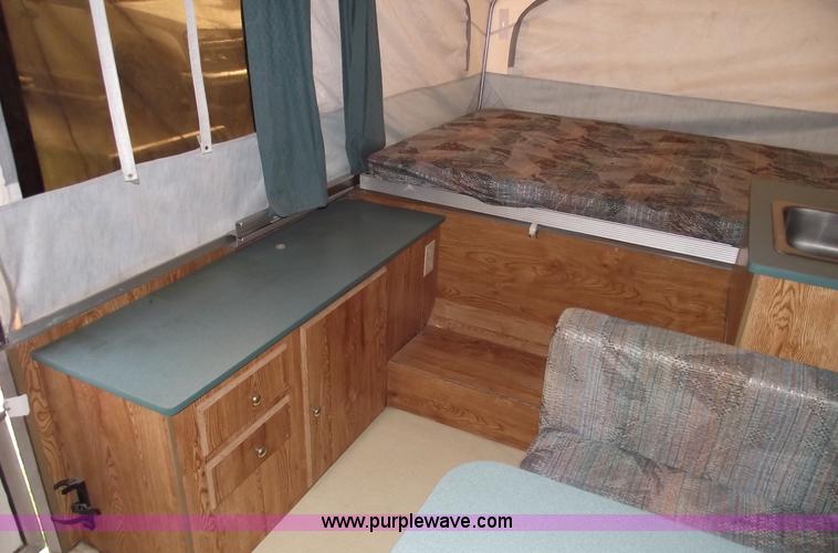 image for item A4062 1996 Viking 1706 pop-up camper