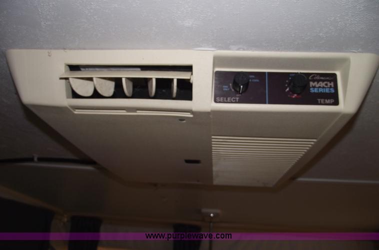 image for item A4062 1996 Viking 1706 pop-up camper