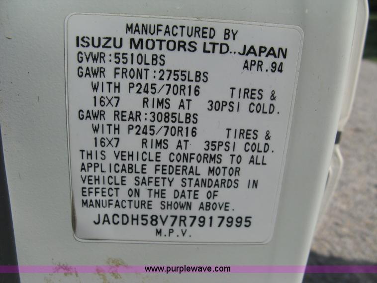image for item A4301 1994 Isuzu Trooper S SUV