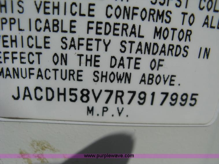 image for item A4301 1994 Isuzu Trooper S SUV