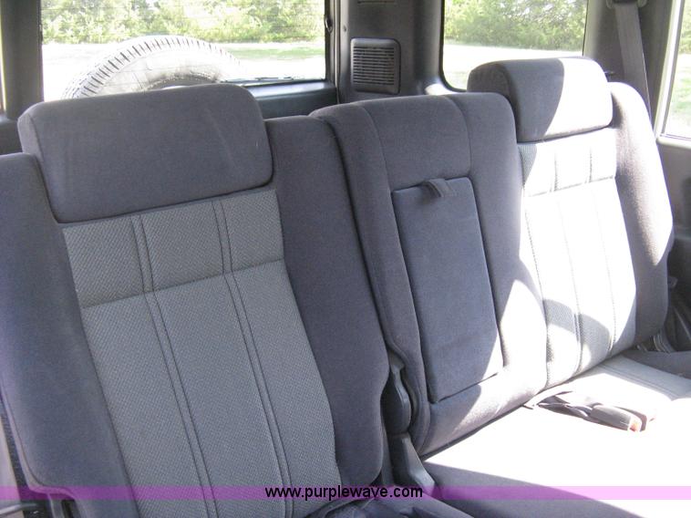 image for item A4301 1994 Isuzu Trooper S SUV