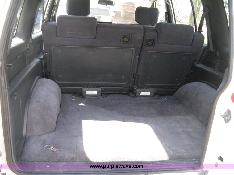 image for item A4301 1994 Isuzu Trooper S SUV