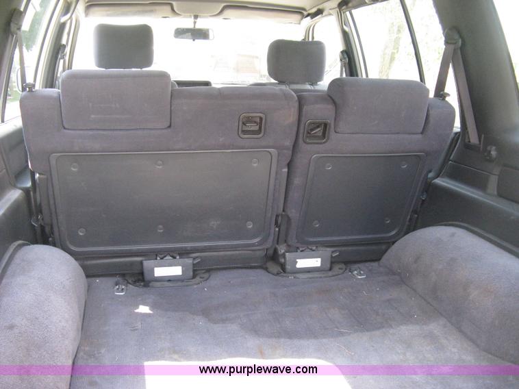 image for item A4301 1994 Isuzu Trooper S SUV