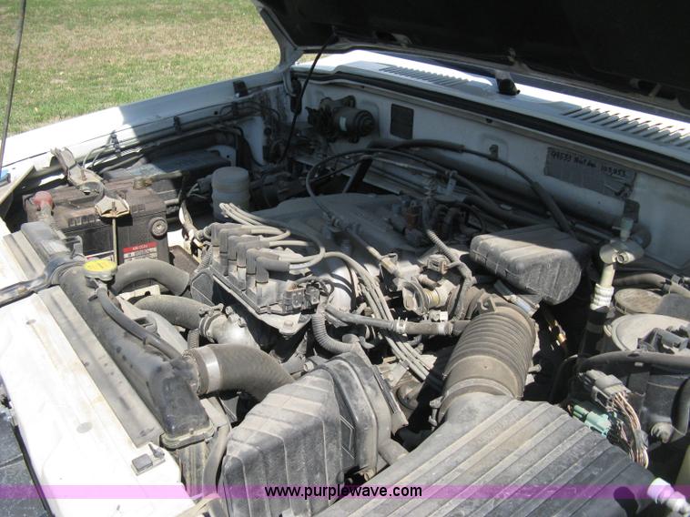 image for item A4301 1994 Isuzu Trooper S SUV