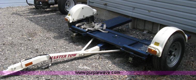 image for item A4319 2009 Master Tow car dolly
