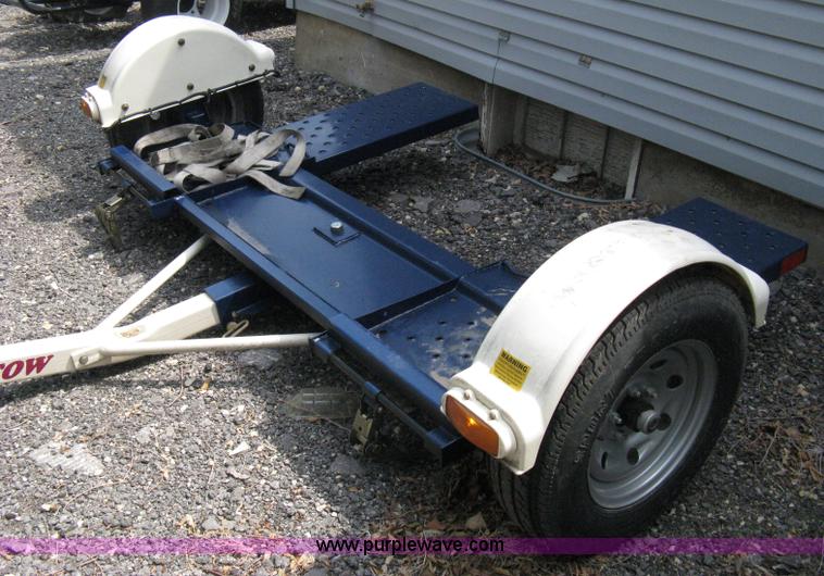 image for item A4319 2009 Master Tow car dolly
