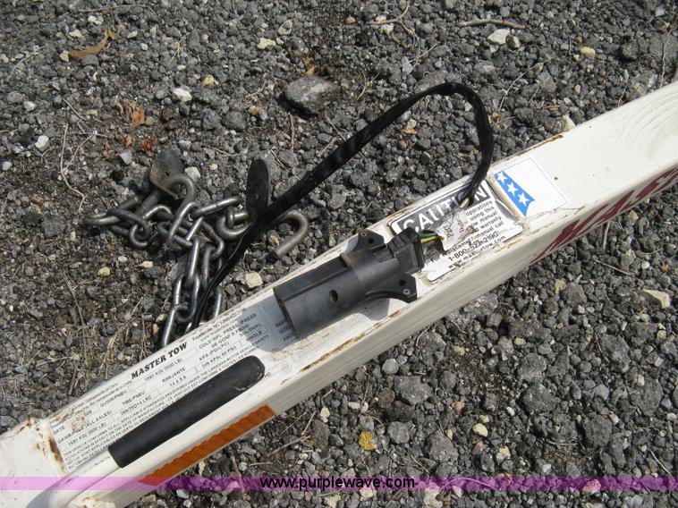 image for item A4319 2009 Master Tow car dolly