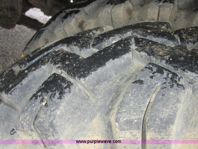 image for item A4722 1972 International Load Star 1600 water truck