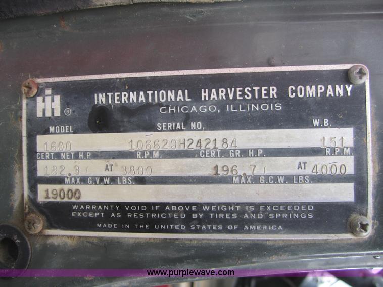 image for item A4722 1972 International Load Star 1600 water truck