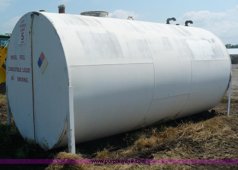 image for item A4858 6,000 gallon fuel tank