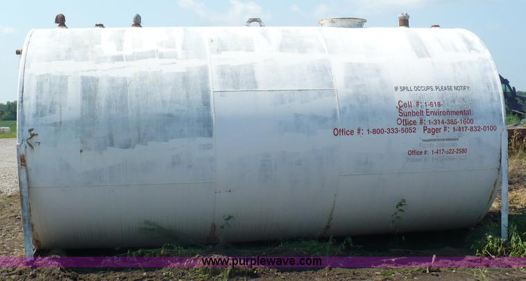 image for item A4858 6,000 gallon fuel tank