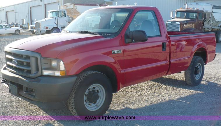 image for item A4866 2003 Ford F250 XL Super Duty pickup truck