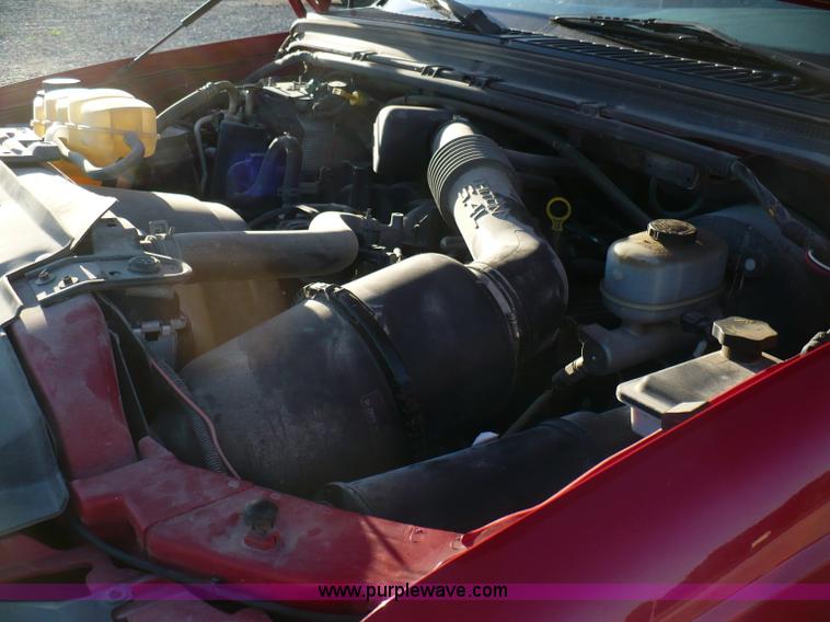 image for item A4866 2003 Ford F250 XL Super Duty pickup truck