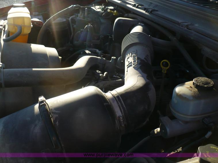 image for item A4866 2003 Ford F250 XL Super Duty pickup truck