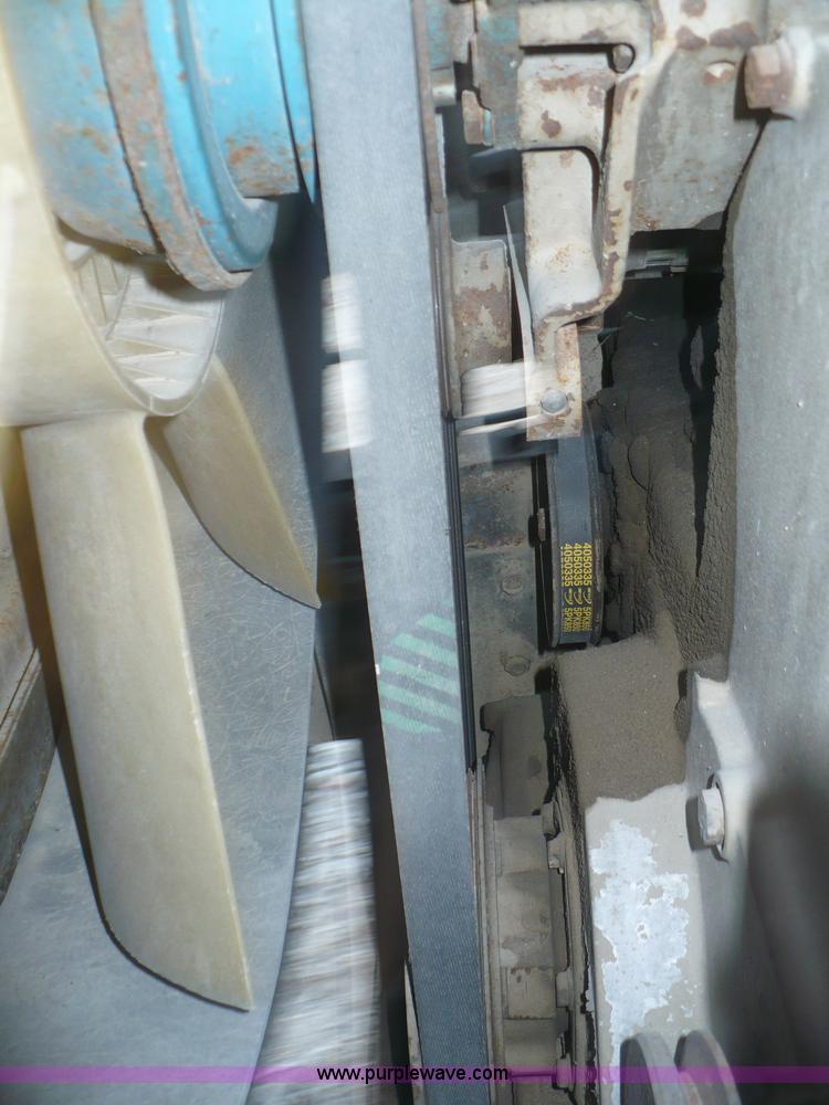 image for item A4868 1987 International F-2675 semi truck cab and chassis