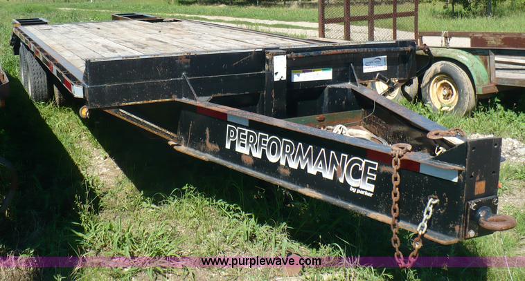 image for item A4869 2005 Parker flatbed trailer