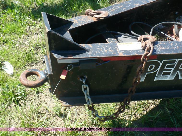 image for item A4869 2005 Parker flatbed trailer