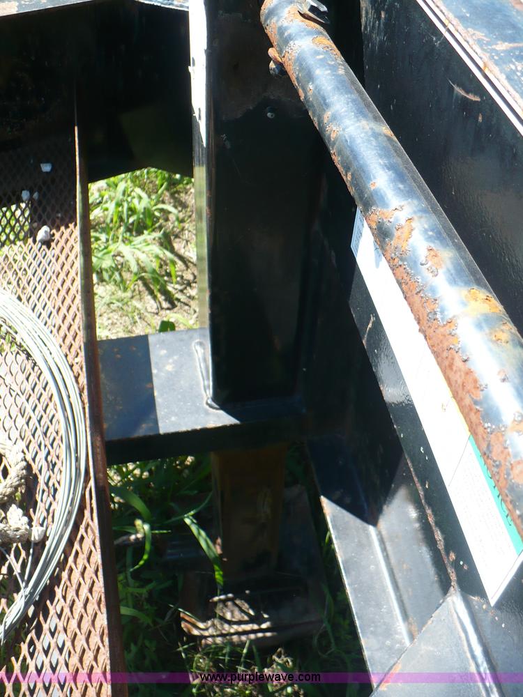 image for item A4869 2005 Parker flatbed trailer