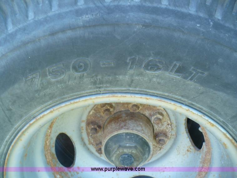 image for item A4869 2005 Parker flatbed trailer