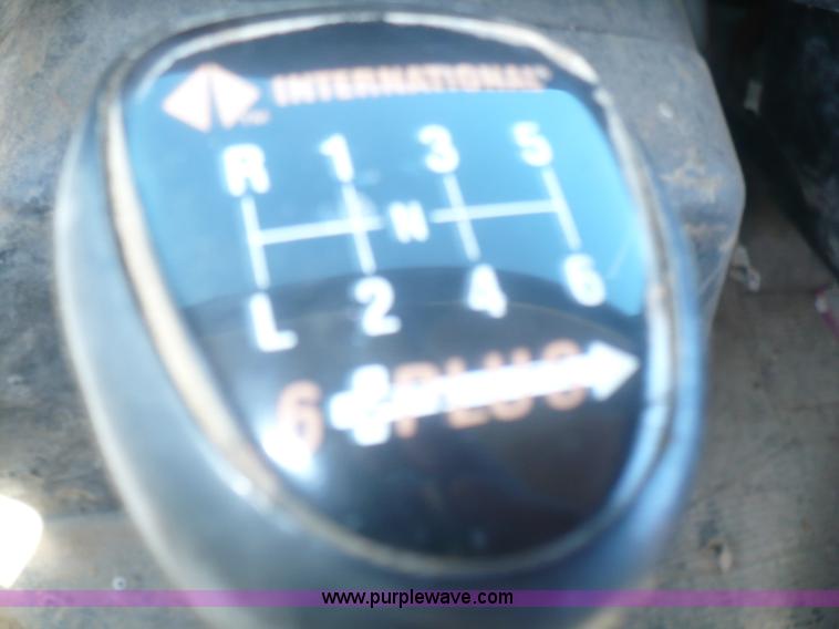 image for item A4870 1995 International 4900 dump truck with boom