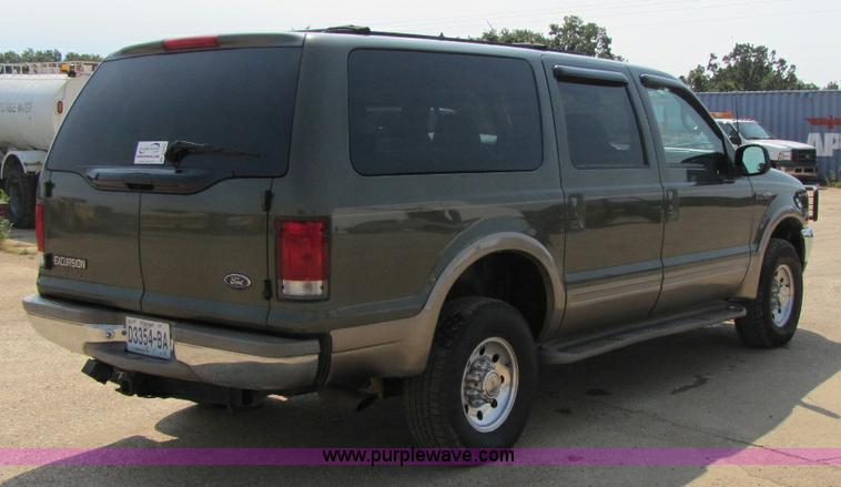 image for item A5045 2000 Ford Excursion Limited SUV