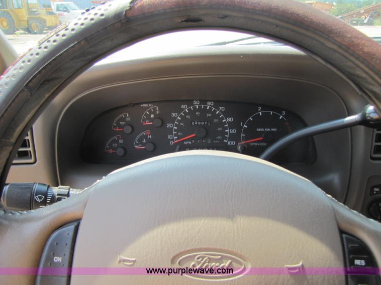 image for item A5045 2000 Ford Excursion Limited SUV