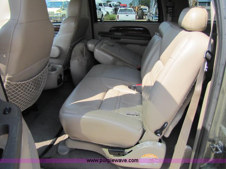 image for item A5045 2000 Ford Excursion Limited SUV