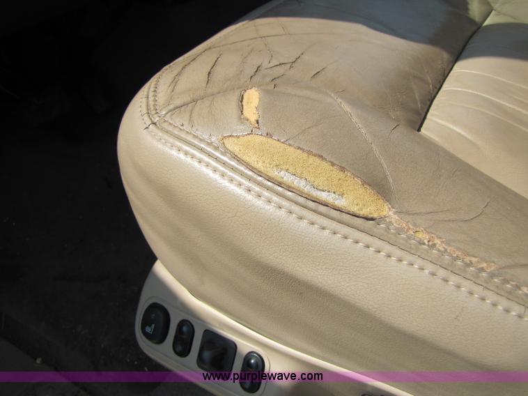 image for item A5045 2000 Ford Excursion Limited SUV