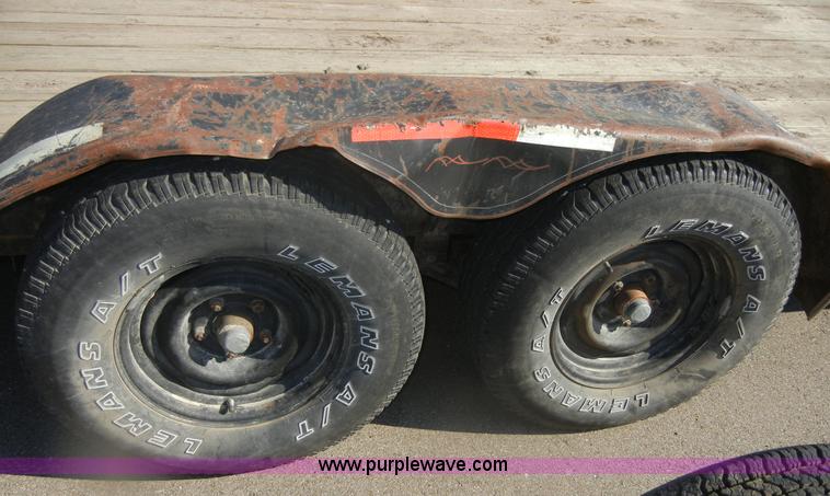 image for item D9725 1998 Oklahoma 16' car trailer