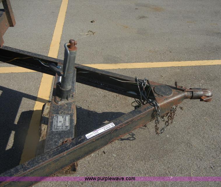 image for item D9725 1998 Oklahoma 16' car trailer