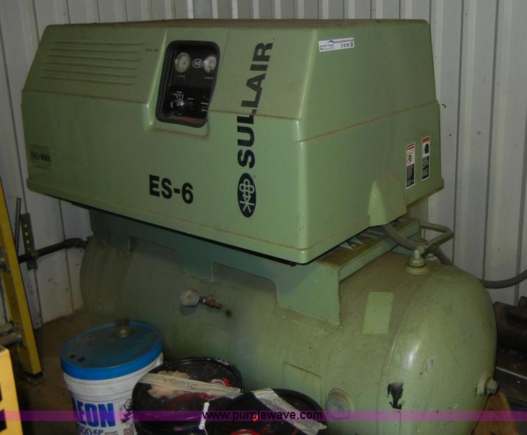 image for item D9729 1998 Sullair ES-6 air compressor