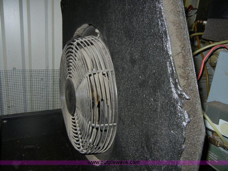 image for item D9729 1998 Sullair ES-6 air compressor