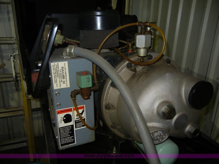 image for item D9729 1998 Sullair ES-6 air compressor