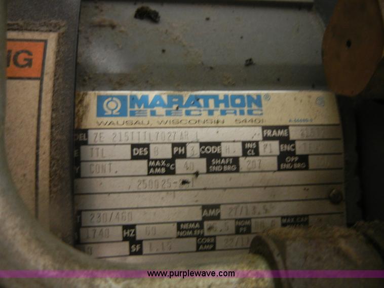 image for item D9729 1998 Sullair ES-6 air compressor