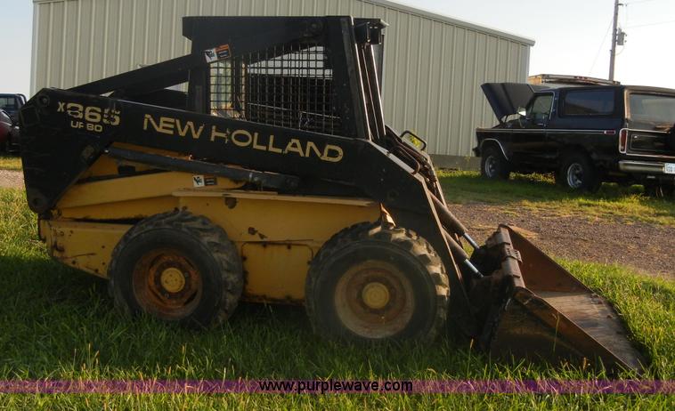 image for item D9735 1995 New Holland LX865 Turbo skid steer