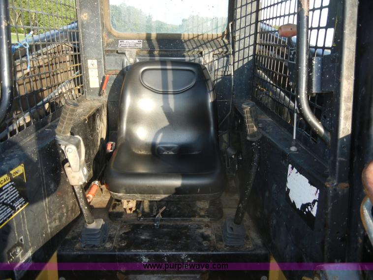 image for item D9735 1995 New Holland LX865 Turbo skid steer