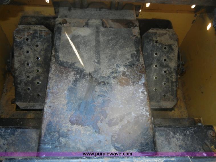 image for item D9735 1995 New Holland LX865 Turbo skid steer