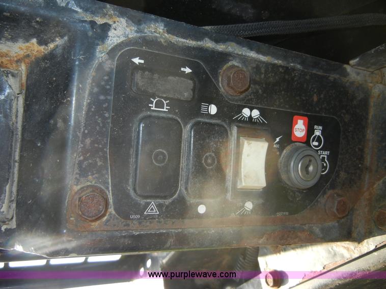 image for item D9735 1995 New Holland LX865 Turbo skid steer