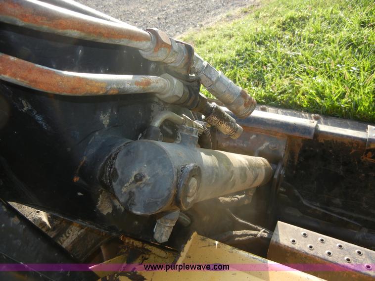 image for item D9735 1995 New Holland LX865 Turbo skid steer
