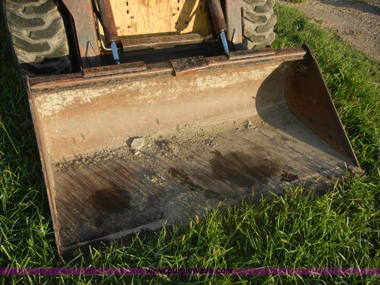 image for item D9735 1995 New Holland LX865 Turbo skid steer