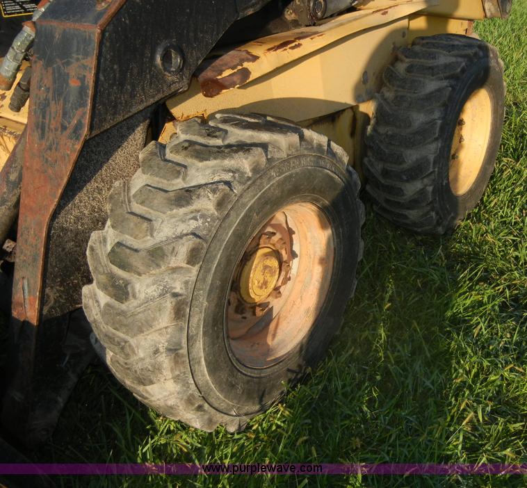 image for item D9735 1995 New Holland LX865 Turbo skid steer