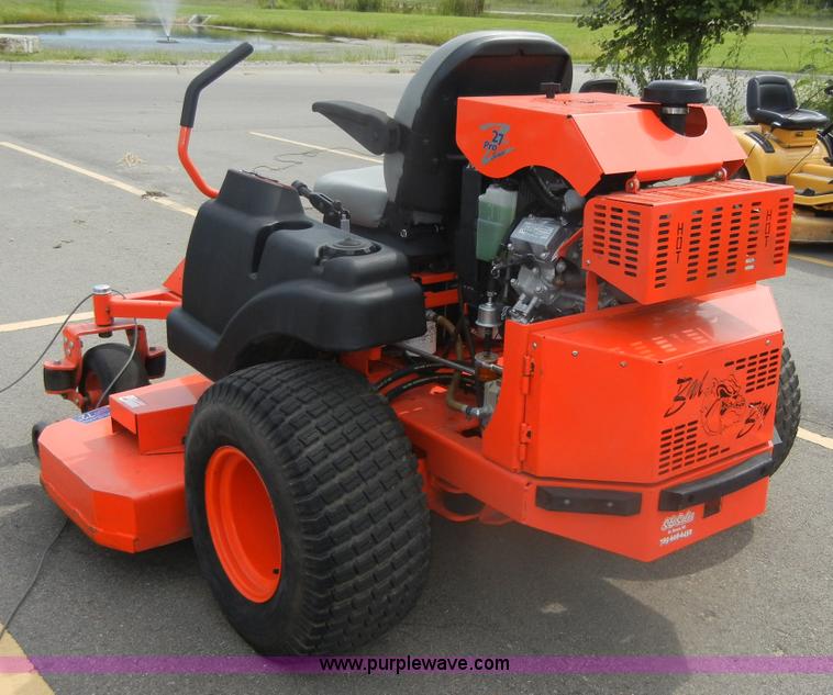 image for item D9833 2008 Bad Boy 7200AOS mower