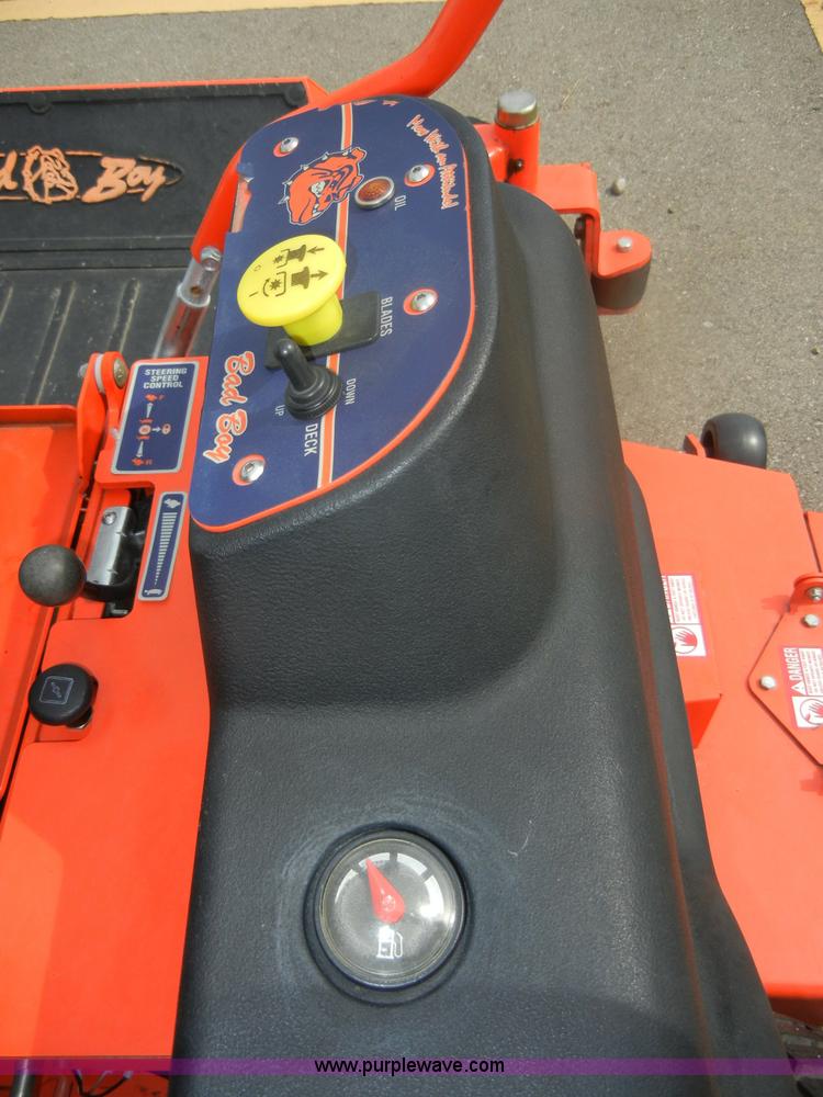 image for item D9833 2008 Bad Boy 7200AOS mower