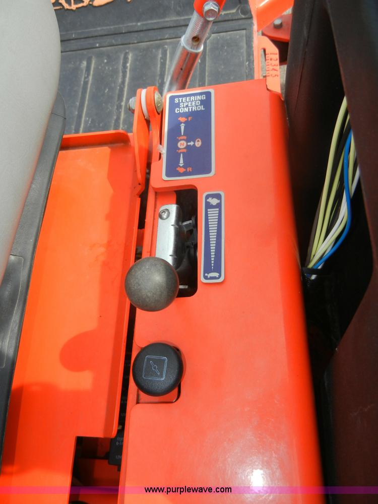 image for item D9833 2008 Bad Boy 7200AOS mower